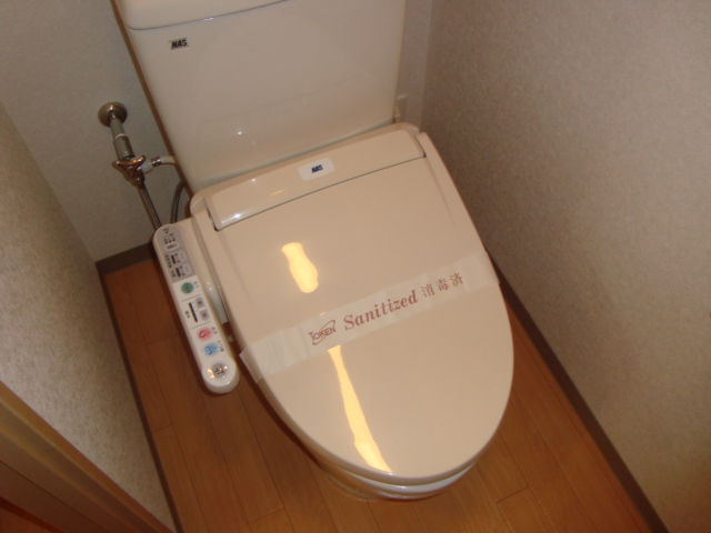 スモールウィン シャワー付トイレ