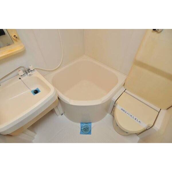 ラ・パルフェ・ド・プリモ0402号室 お風呂