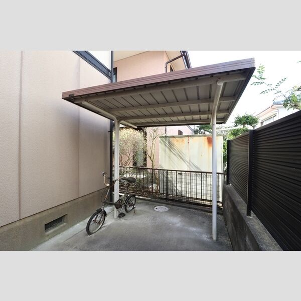 NJ・Court202号室 駐輪場