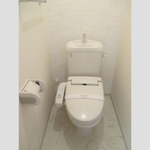 ブリックスクエア トイレ