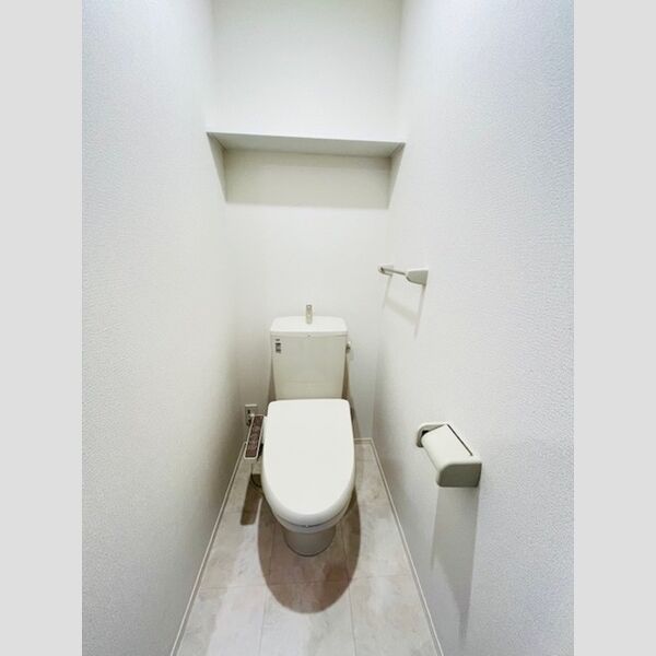 サンブルーム湘南 温水洗浄暖房便座