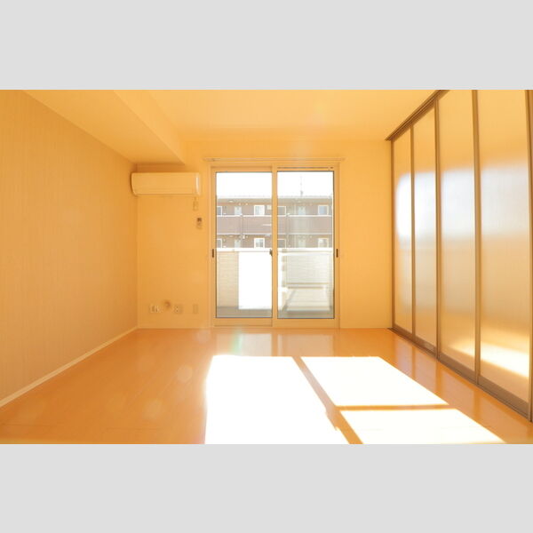 Symphony　B202号室 リビング