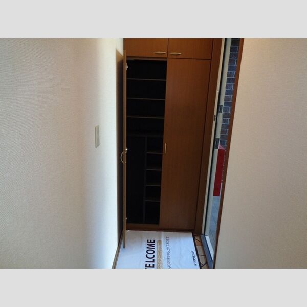 シュタインベルク　南館 シューズBOX