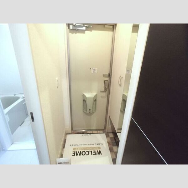 インペリアル野田　Ⅵ 玄関