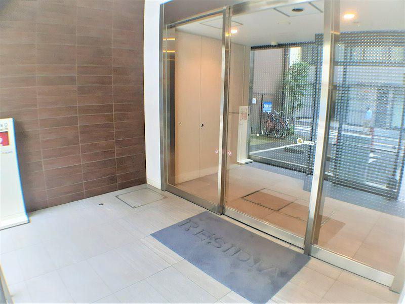 レジディア文京本郷Ⅲ エントランス