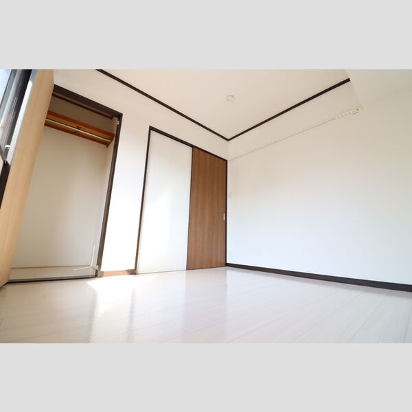 第3タツミコーポ101号室 洋室