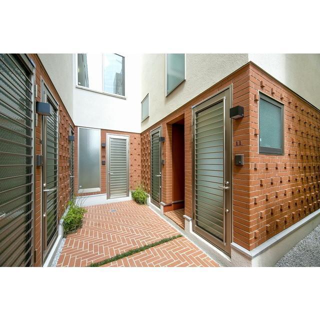 グランエッグス東大前1階 エントランス