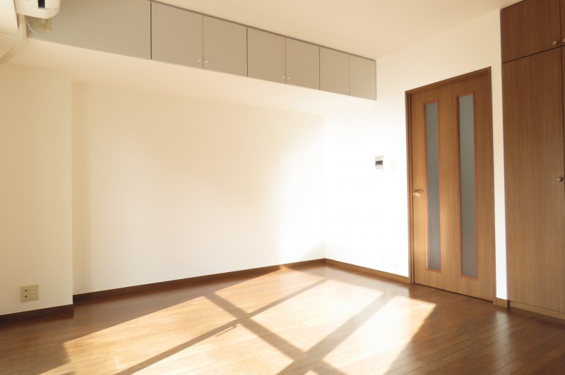 Ｔ’ｓ　ｇａｒｄｅｎ稲城2階 内観