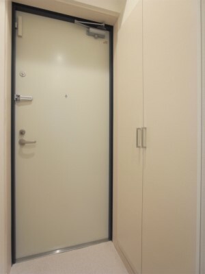 リブリ・アウスレーゼIGK 玄関