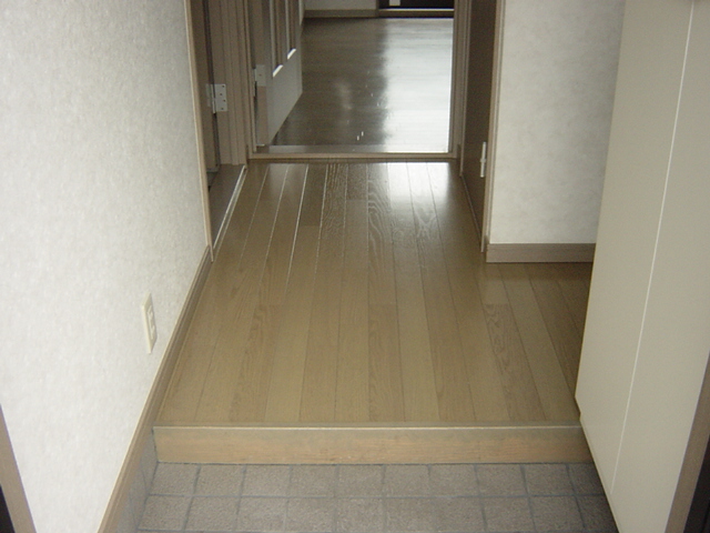 プレイスアーク 玄関