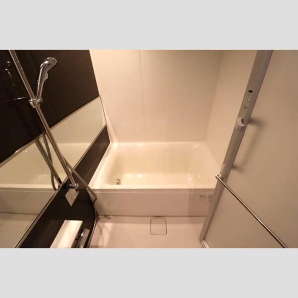 サンジョイアゼロ107号室 浴室