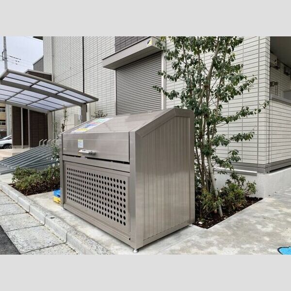 グレース スクエア202号室 ゴミストッカー