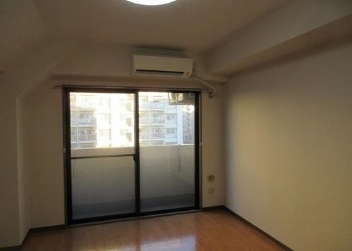 ライオンズマンション東駒形 洋室　※2026年1月の写真