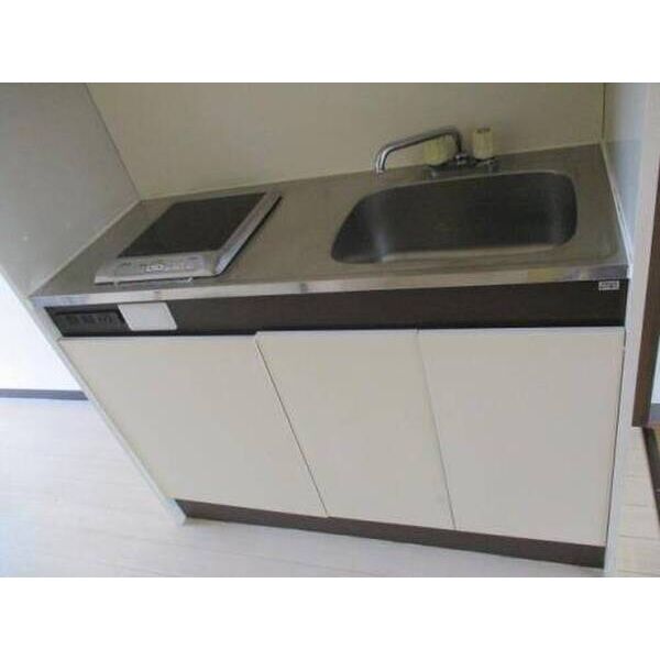 ドゥエル国立 キッチン