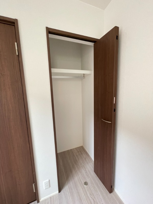 エリタージュ2階 収納
