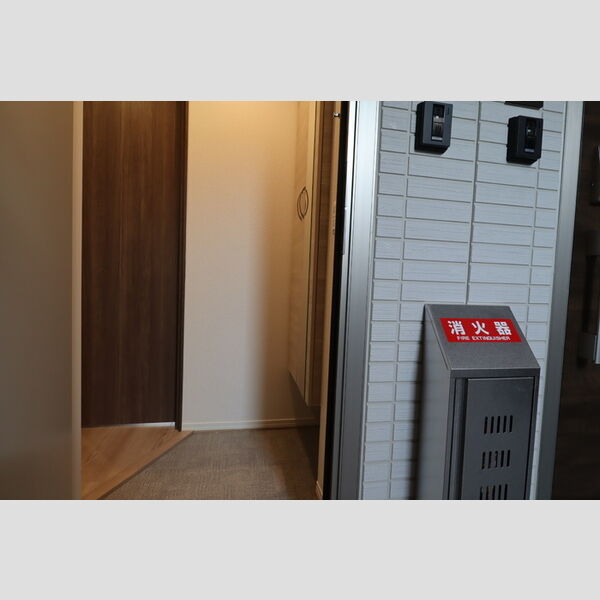 アンソレイエⅡ203号室 玄関