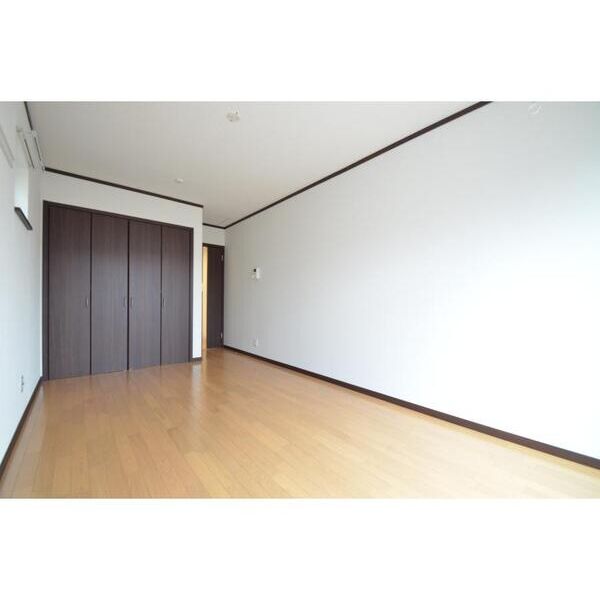 フォレスト　エイト リビング