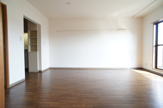 Ｂｉｇ７0203号室 リビング