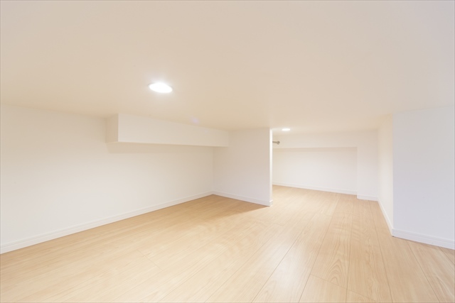 プロストル　ミラ リビング