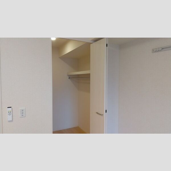 ロイジェントパークス レイクタウン Ⅲ　J302号室 同建物別部屋の参考画像