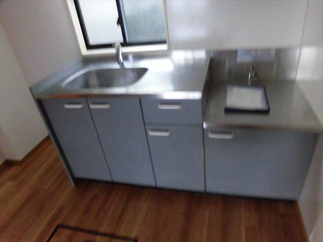 ラルジュ・アイ キッチン