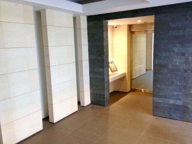 スカイコート浮間ガーデン2階 エントランス