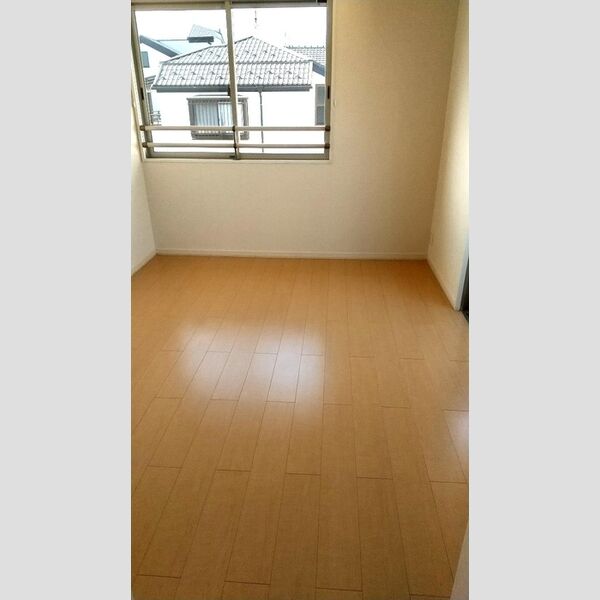 ステラ・ウノ301号室 洋室6帖(北)