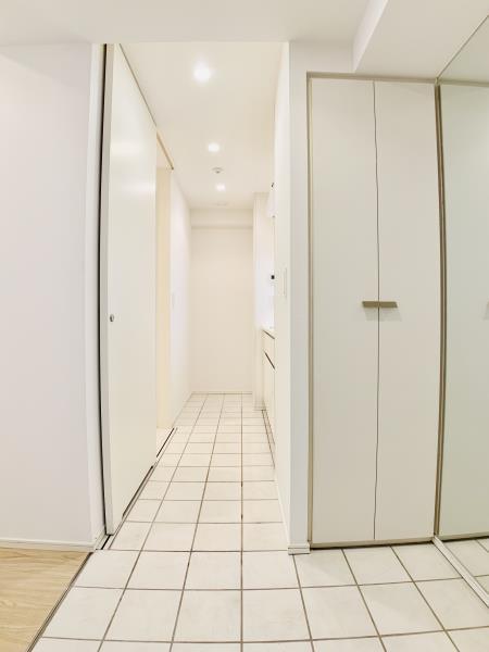 Ｂｒｉｌｌｉａ　ｉｓｔ　白金高輪2階 リビング