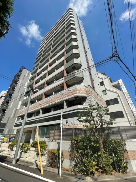 ガーラ・ステーション新宿御苑前の外観画像