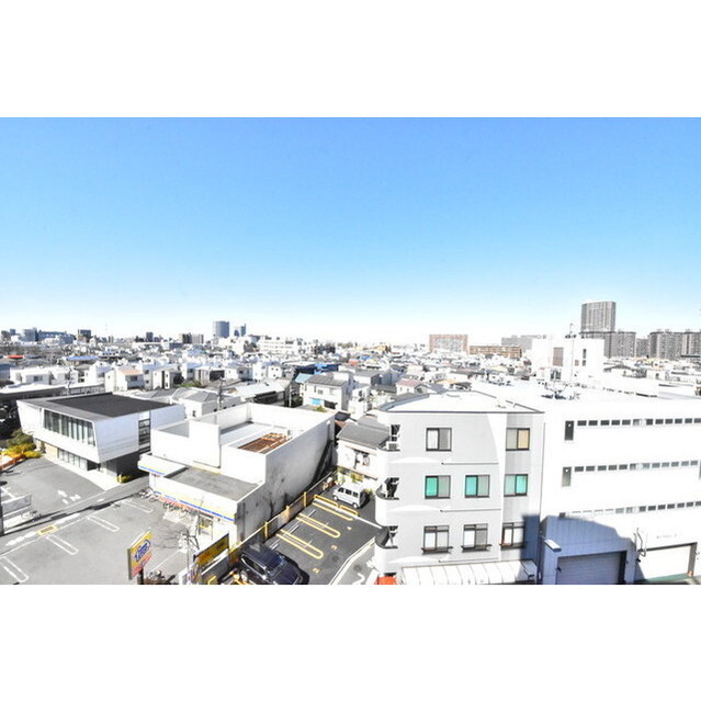 LEXE 東京 East id 内観