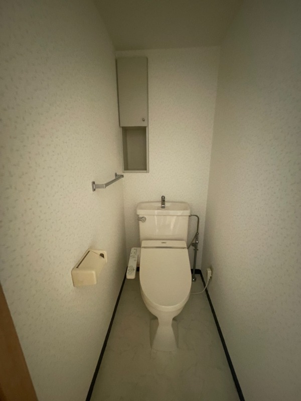 ファインドエル２新宿 ※別号室の写真です。