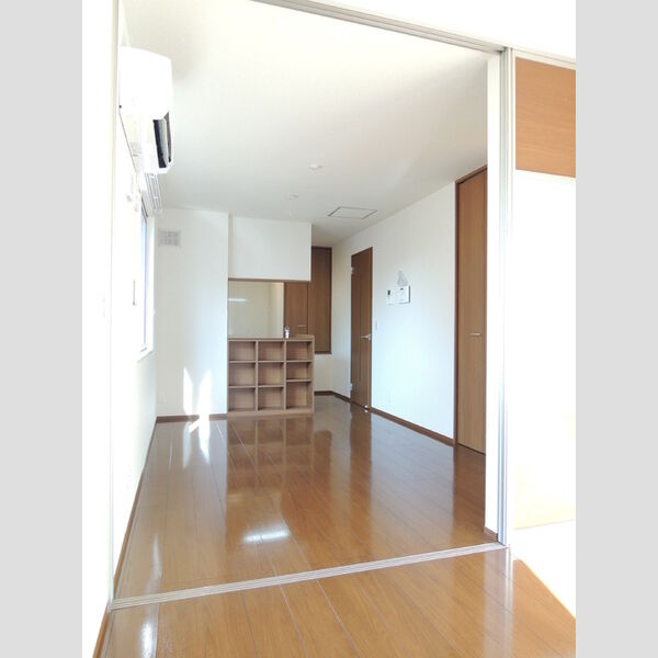 アザレアKガーデン リビング