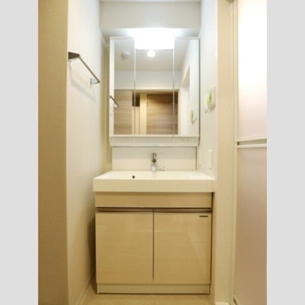 dearestⅢ303号室 洗髪洗面化粧台