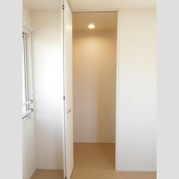 アレグリア106号室 収納