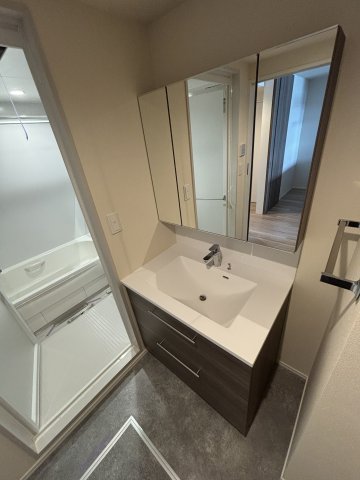 ＡＲＣＨ　ＥＡＳＴ202号室 洗面