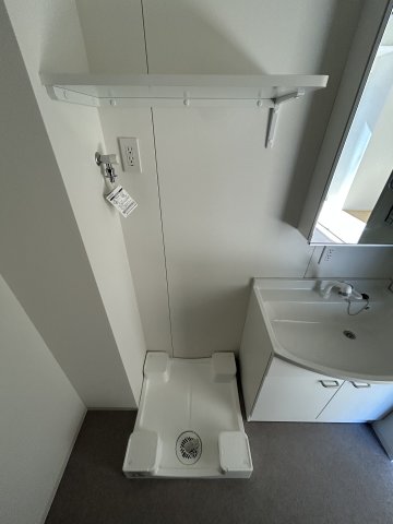 （仮称）南藤沢レジデンス0302号室 内装工事仕掛中（洗濯機置場）