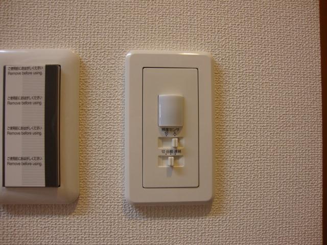 グレイシャス湘南202号室 人感センサーライト