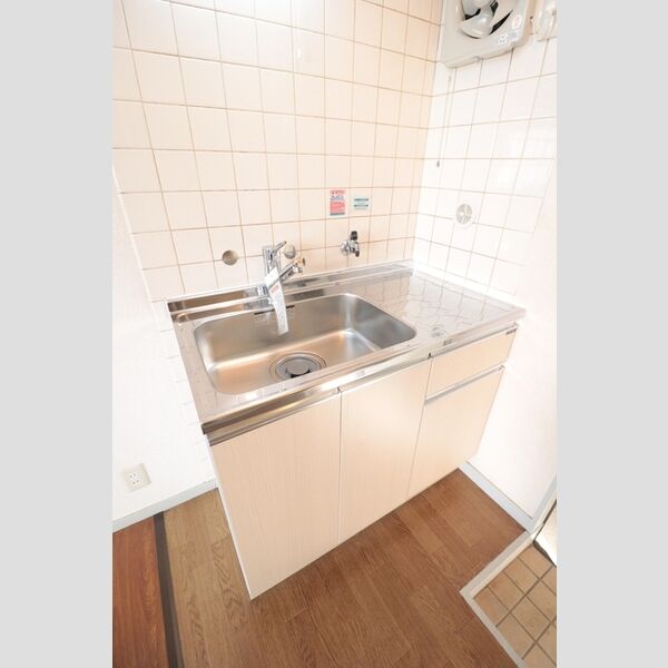 調布ハイムピア101号室 キッチン