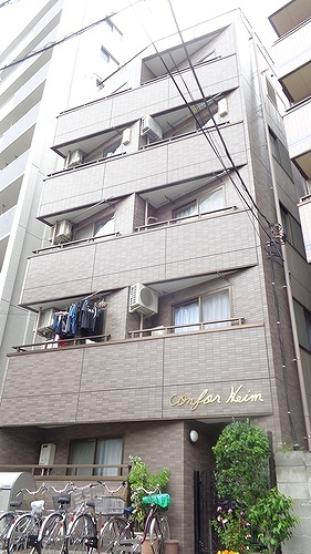 コンフォールハイム2階 外観