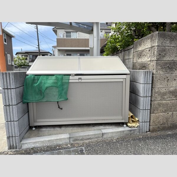 ジュネス前原 ゴミステーション