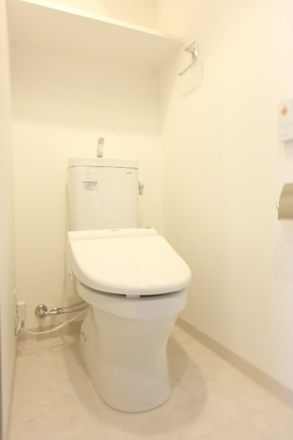 ガーラ・プレシャス川崎6階 ゆったりとした空間のトイレです