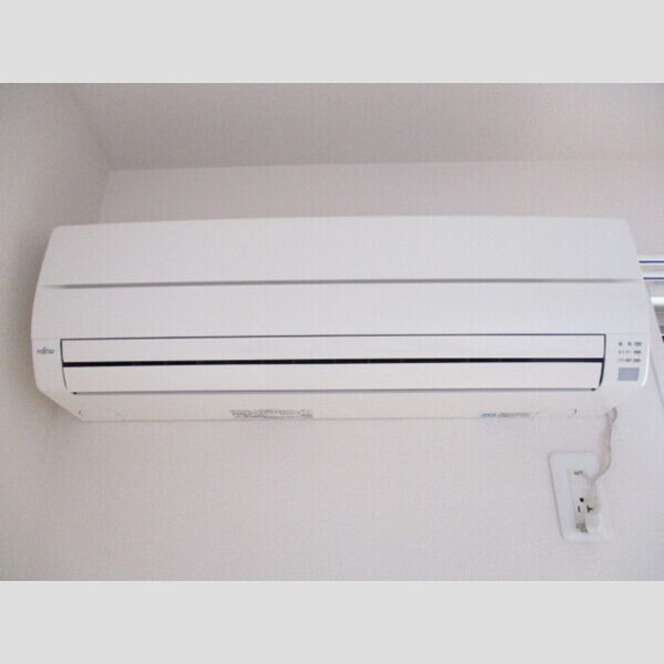 オッツ新鎌ヶ谷 設備　エアコン