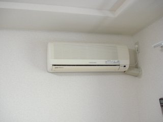 ロズウェルシブヤ203号室 エアコン