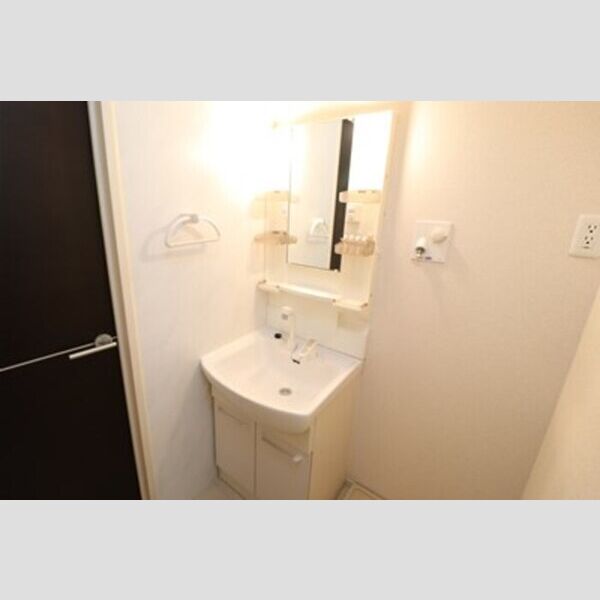 ガーデンヒルズ 洗髪洗面化粧台