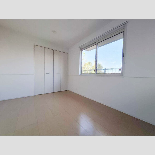 コモレビ大蔵　S E104号室　洋室