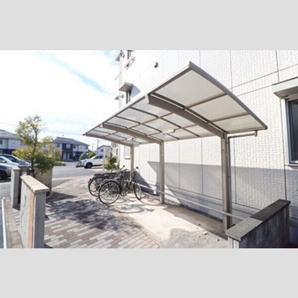 フェリーチェ　ヴィータ　A 駐輪場