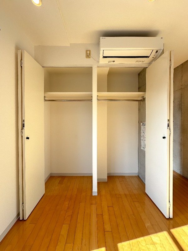 レジディア駒沢大学4階 収納