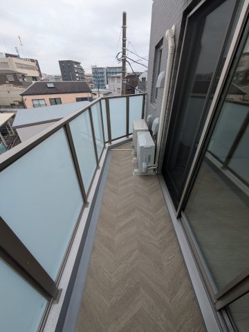 ジェノヴィア六町0107号室 バルコニー