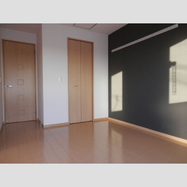 ソレアードⅡ201号室 洋室6.5帖