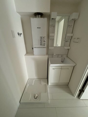 コンフォートわせだ201号室 洗面